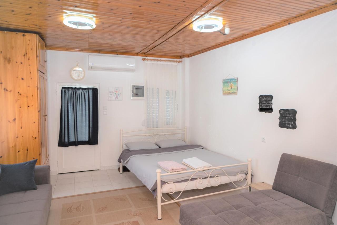 Safe And Cozy Studio In Xanthi! Экстерьер фото