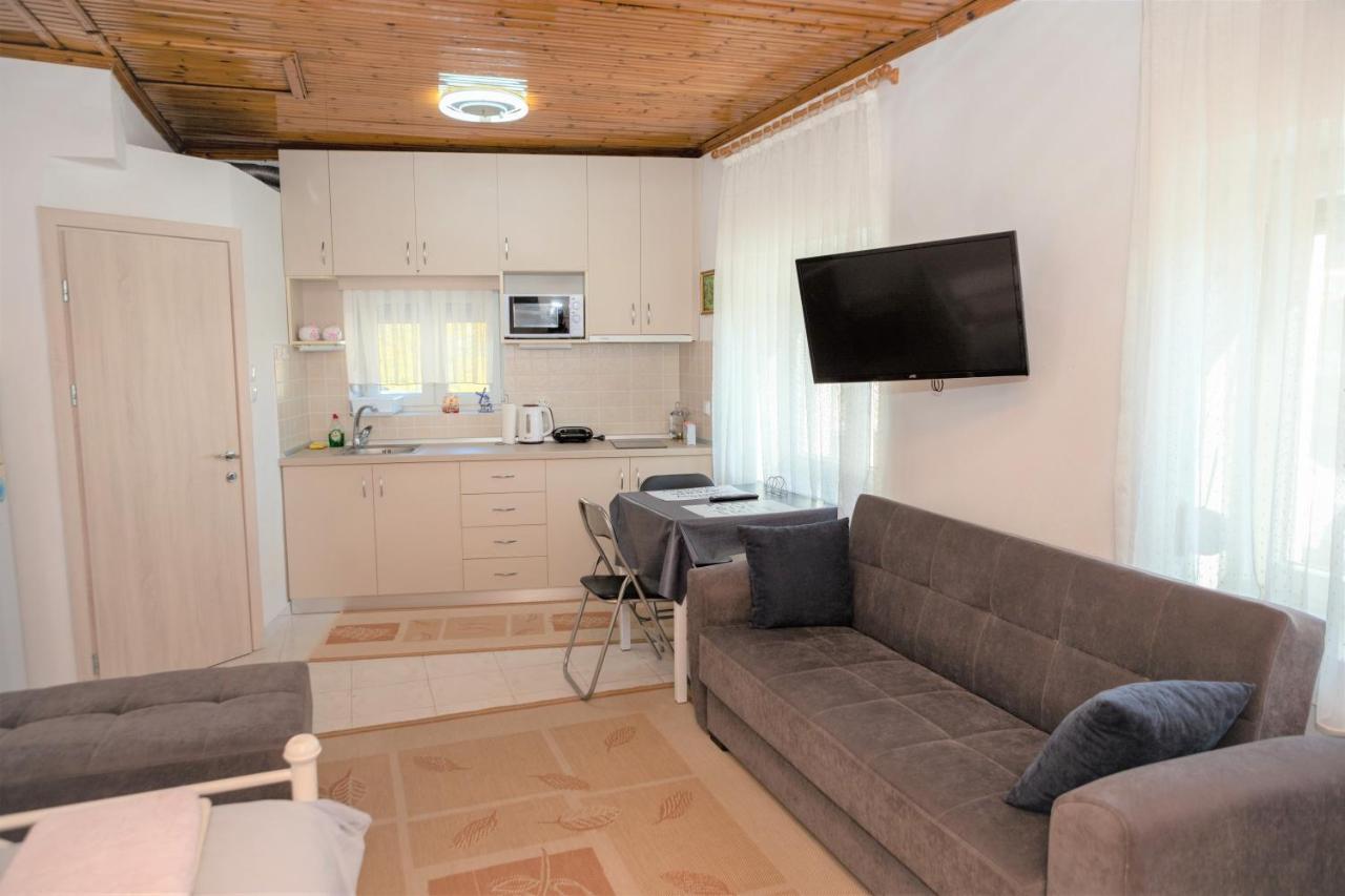 Safe And Cozy Studio In Xanthi! Экстерьер фото